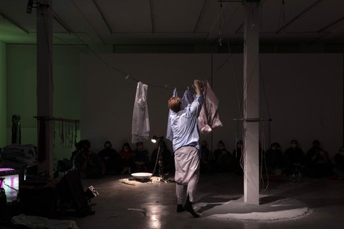 Performance de Basile Dinbergs
